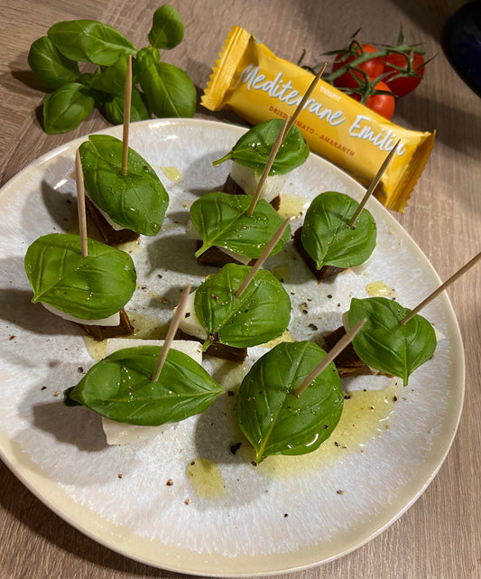 mediterrane Mozzarella Spieße